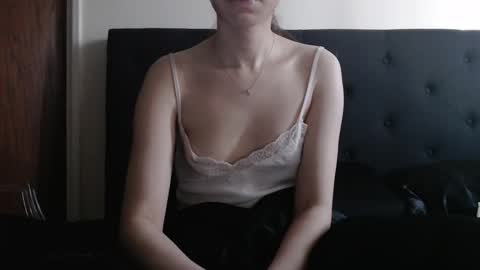 Snapshot of novafrey chatting on 01/13/25, 10:03 Olivia online show from 01/13/25, 10:03