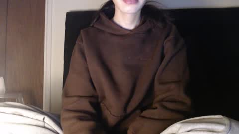 Snapshot of novafrey chatting on 01/28/25, 12:47 Olivia online show from 01/28/25, 12:47