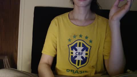 Snapshot of novafrey chatting on 02/02/25, 02:17 Olivia online show from 02/02/25, 02:17