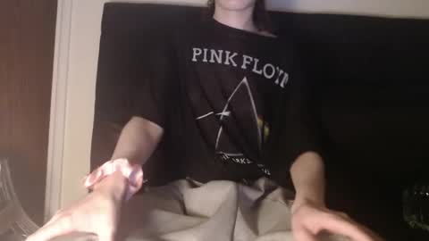 Snapshot of novafrey chatting on 03/05/25, 03:29 Olivia online show from 03/05/25, 03:29