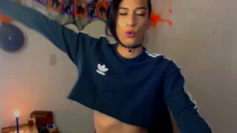 Nova...  online show from 10/12/25, 03:33