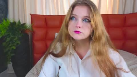 Azalea online show from 12/16/25, 06:51