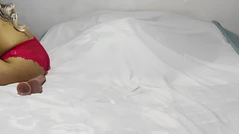 novavioleta online show from 04/01/26, 03:29