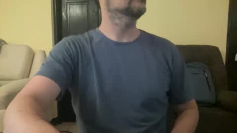 Snapshot of novio_muyalto chatting on 06/08/26, 06:08 novio_muyalto online show from 06/08/26, 06:08