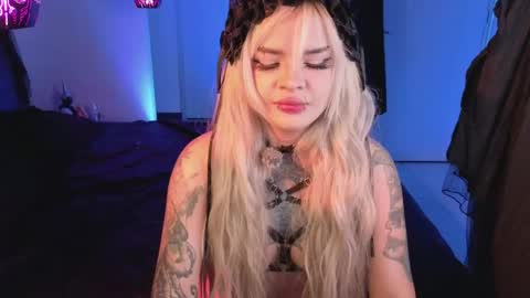 Goth Darling online show from 05/27/26, 01:24