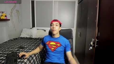 Snapshot of noxx_stark chatting on 09/09/25, 02:55 Noxx online show from 09/09/25, 02:55