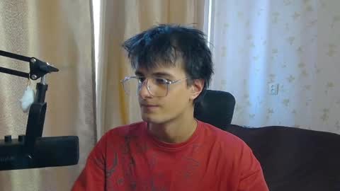 Snapshot of nuar_x chatting on 05/22/26, 12:11 Nuar X online show from 05/22/26, 12:11