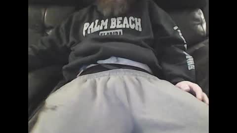 Snapshot of nudestud887 chatting on 02/14/25, 04:47 nudestud887 online show from 02/14/25, 04:47