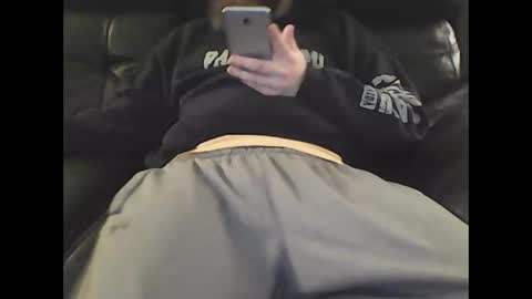 Snapshot of nudestud887 chatting on 02/16/25, 04:42 nudestud887 online show from 02/16/25, 04:42