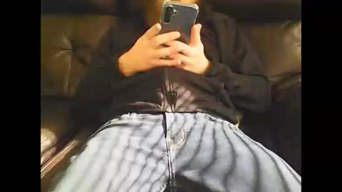 Snapshot of nudestud887 chatting on 02/23/25, 04:24 nudestud887 online show from 02/23/25, 04:24