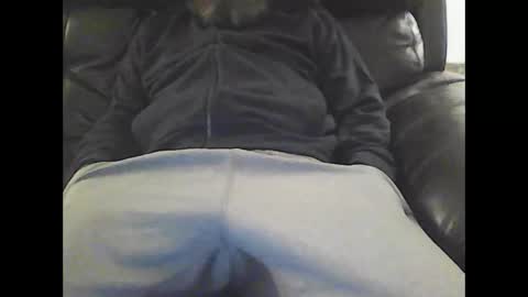 Snapshot of nudestud887 chatting on 03/02/25, 05:54 nudestud887 online show from 03/02/25, 05:54