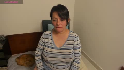 nuit_rose online show from 01/22/25, 04:55