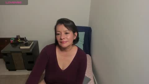 nuit_rose online show from 10/10/25, 02:43