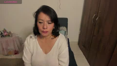 nuit_rose online show from 04/08/26, 01:05