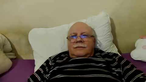 nukiss online show from 12/08/24, 07:54