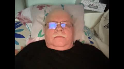 nukiss online show from 01/01/25, 12:55