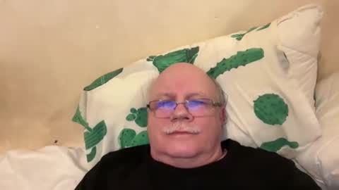 nukiss online show from 01/28/25, 06:17