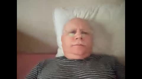 nukiss online show from 09/15/25, 08:47