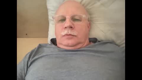 nukiss online show from 09/22/25, 12:40