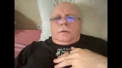 nukiss online show from 11/13/25, 10:03