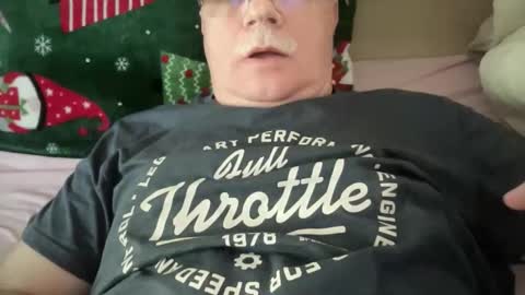 nukiss online show from 04/14/26, 09:48