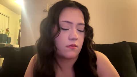 numb_nut_ online show from 12/26/24, 01:18