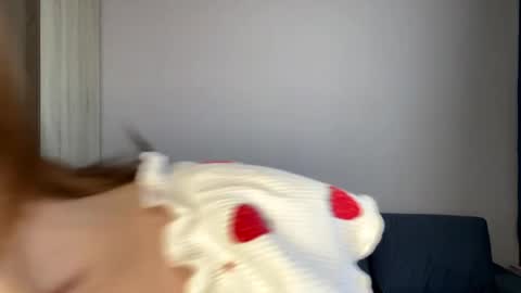 Snapshot of numberscommons chatting on 04/12/26, 07:24 Odelina online show from 04/12/26, 07:24