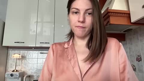 Ema online show from 09/16/25, 05:08