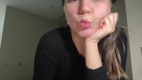 Ema online show from 02/11/26, 05:18