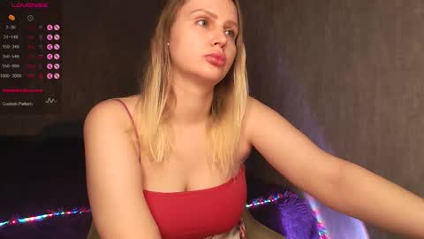 WEELCOMEEEEEEEEEE online show from 11/22/25, 08:41