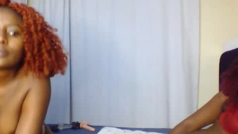 Snapshot of nutgal_ chatting on 12/05/25, 08:05 nutgal online show from 12/05/25, 08:05