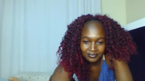 Snapshot of nutgal_ chatting on 12/17/25, 04:35 nutgal online show from 12/17/25, 04:35