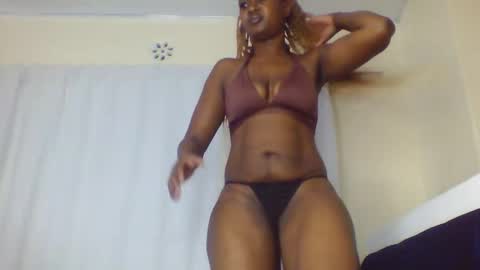 nutgal online show from 03/31/26, 11:32