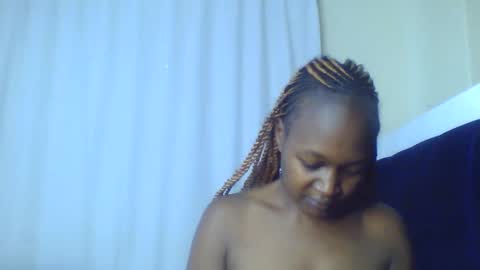 nutgal online show from 04/06/26, 08:04