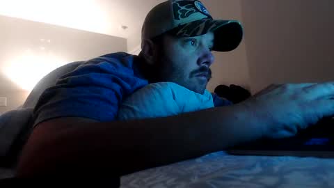 nuttincowboy727272 online show from 02/01/26, 02:48