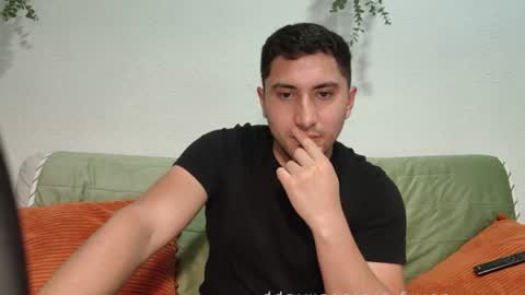 Snapshot of nuxfertt chatting on 06/01/26, 06:09 nuxfertt online show from 06/01/26, 06:09