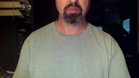 nvrenuff1979 online show from 02/11/26, 12:32