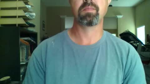 nvrenuff1979 online show from 04/05/26, 01:08