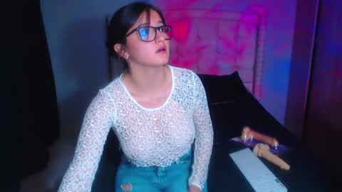 NyahMackenzie online show from 12/30/24, 11:38