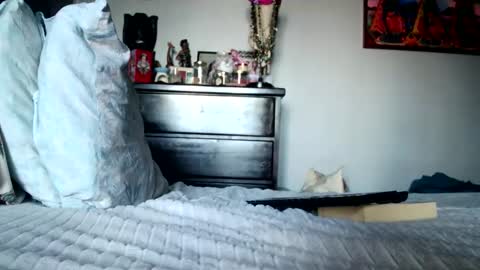 KN online show from 02/12/26, 05:19