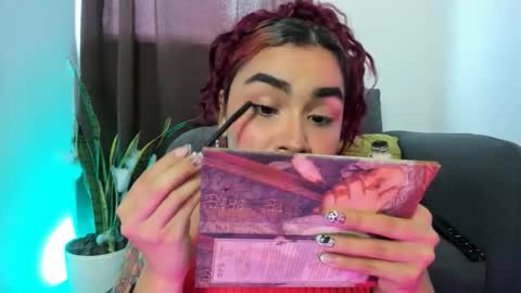 Nia online show from 10/27/25, 08:35