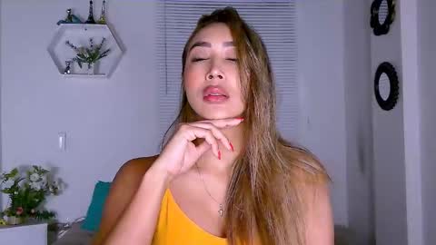 Nycole online show from 02/06/25, 11:10