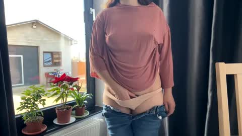 Nicol online show from 02/04/25, 08:02