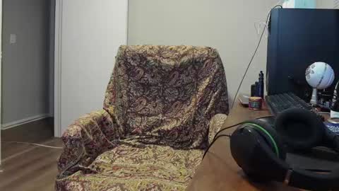 Snapshot of nyctophilic chatting on 02/09/25, 10:53 Nyctophilic online show from 02/09/25, 10:53