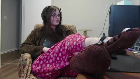 Snapshot of nyctophilic chatting on 02/23/25, 10:28 Nyctophilic online show from 02/23/25, 10:28