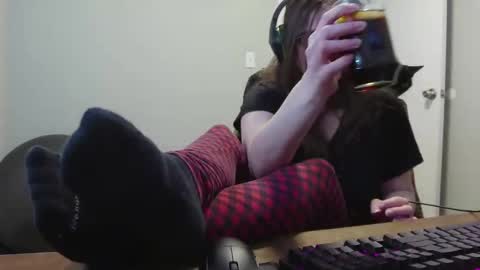 Snapshot of nyctophilic chatting on 11/04/25, 08:24 Nyctophilic online show from 11/04/25, 08:24