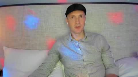 Snapshot of nyhudsonvalleyfun chatting on 01/11/26, 05:56 HudsonValleyNYfun online show from 01/11/26, 05:56