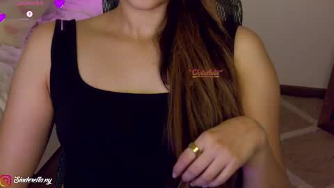 Snapshot of nylaahhh chatting on 05/25/26, 01:44 Nylaah online show from 05/25/26, 01:44