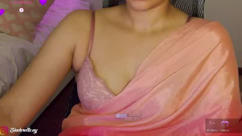 Snapshot of nylaahhh chatting on 06/07/26, 01:32 Nylaah online show from 06/07/26, 01:32