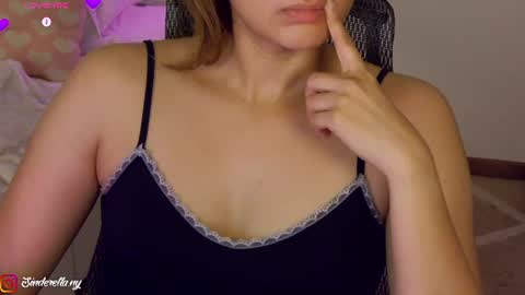 Snapshot of nylaahhh chatting on 06/12/26, 01:26 Nylaah online show from 06/12/26, 01:26